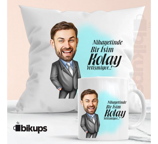 Nihayetinde Bir İsim Kolay Yetişmiyor Özel Karikatür Baskılı Kupa & Yastık Seti